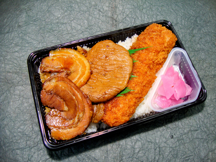 としまや弁当　奈良輪店の様子